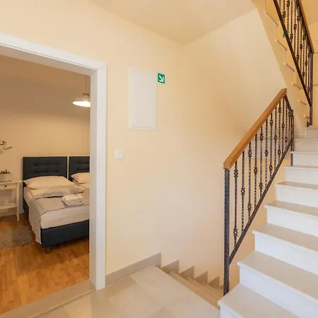 Appart hôtel Apinelo